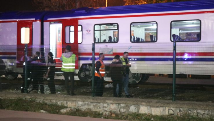 Sakarya’da feci kaza: Genç kız trenin altında kaldı