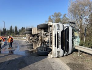 Anadolu Otoyolu’nda tır kazası: 1 yaralı