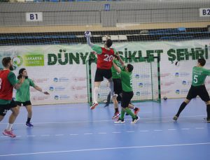 Büyükşehir’in hentbolda hedef Türkiye Kupası