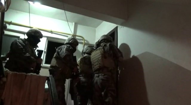 <strong>Sakarya</strong>‘da terör operasyonu: 23 gözaltı